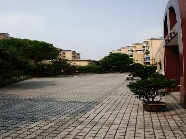 侯门怡梦